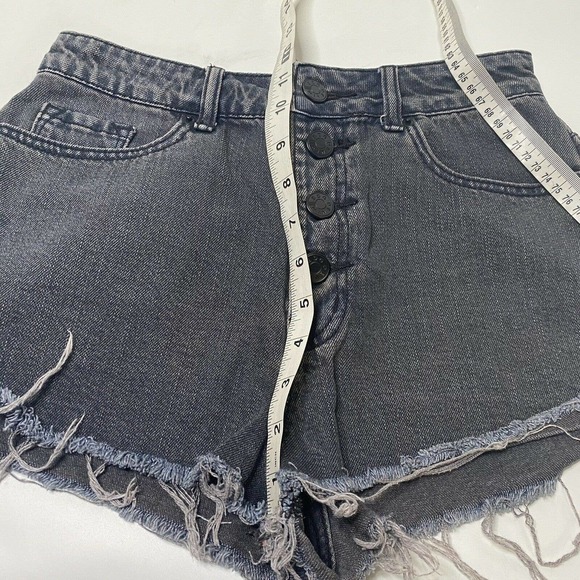 Urban Outfitters BDG Super High Rise Foxy Black Denim Button Fly Shorts 28w - Picture 7 of 8